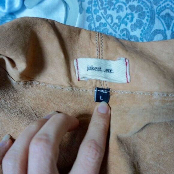 JAKETT...ETC LEATHER VEST SIZE: L - Picture 9 of 12